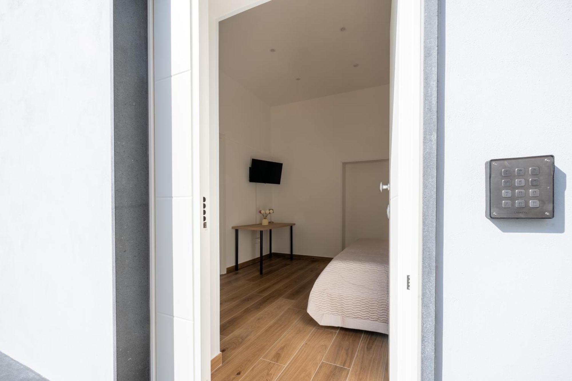 טורה אנונציאטה Maraf Rooms מראה חיצוני תמונה